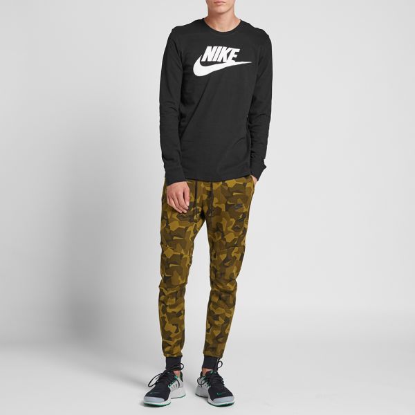 nike essential futura icon long sleeve tee nike essential futura icon long sleeve tee