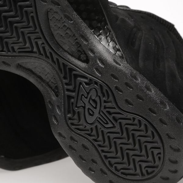 The Nike Air Foamposite One Snakeskin habanero red ...