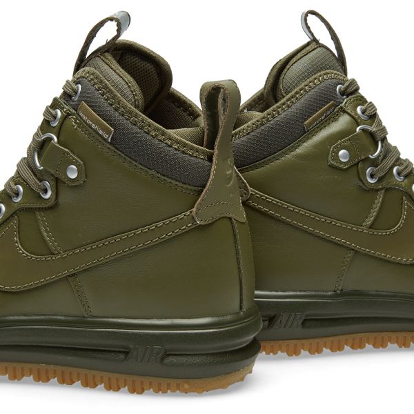 nike duckboot mid