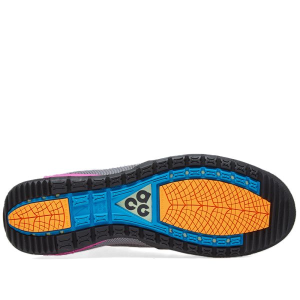 acg ruckel ridge sneaker