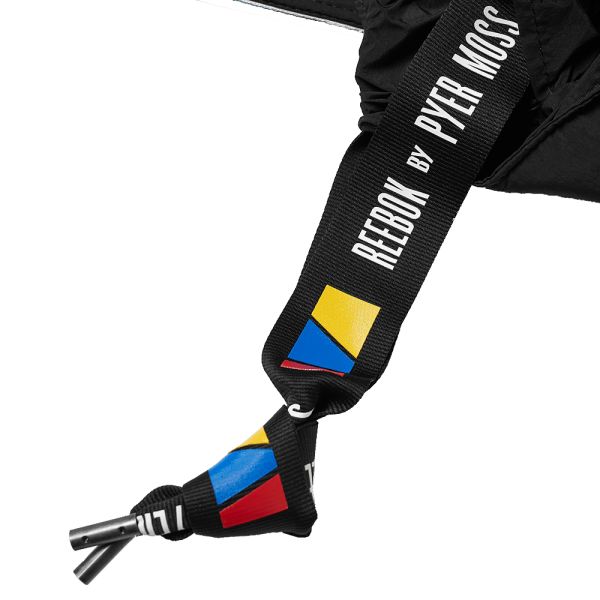 Pyer moss belt clearance